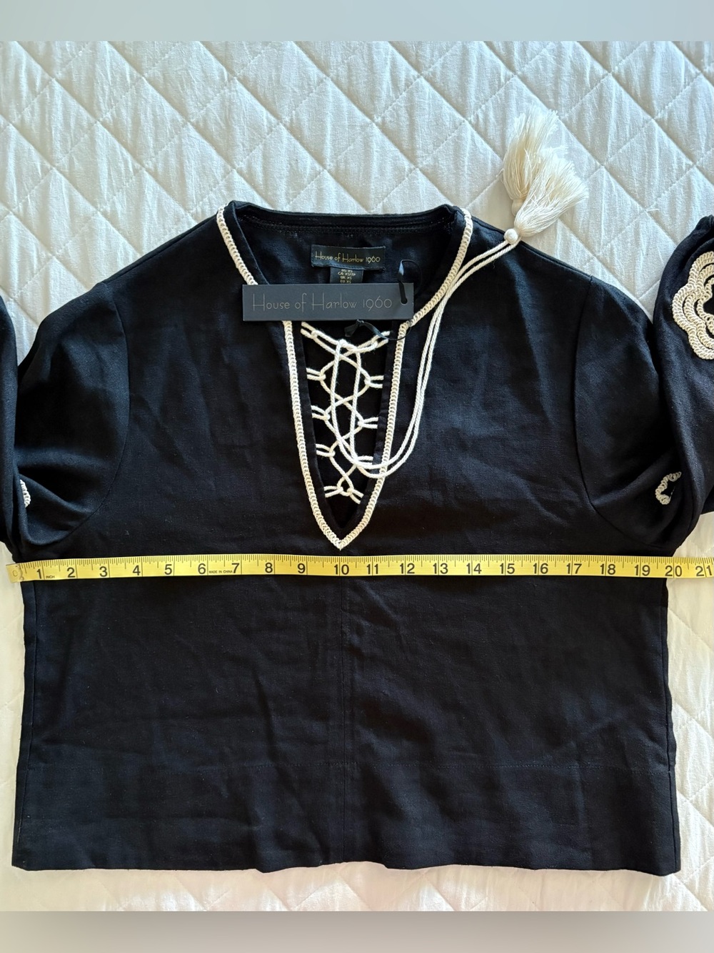 NWT House of Harlow 1960 Black Embroidered Lace-Up Peasant Blouse - Picture 4 of 9